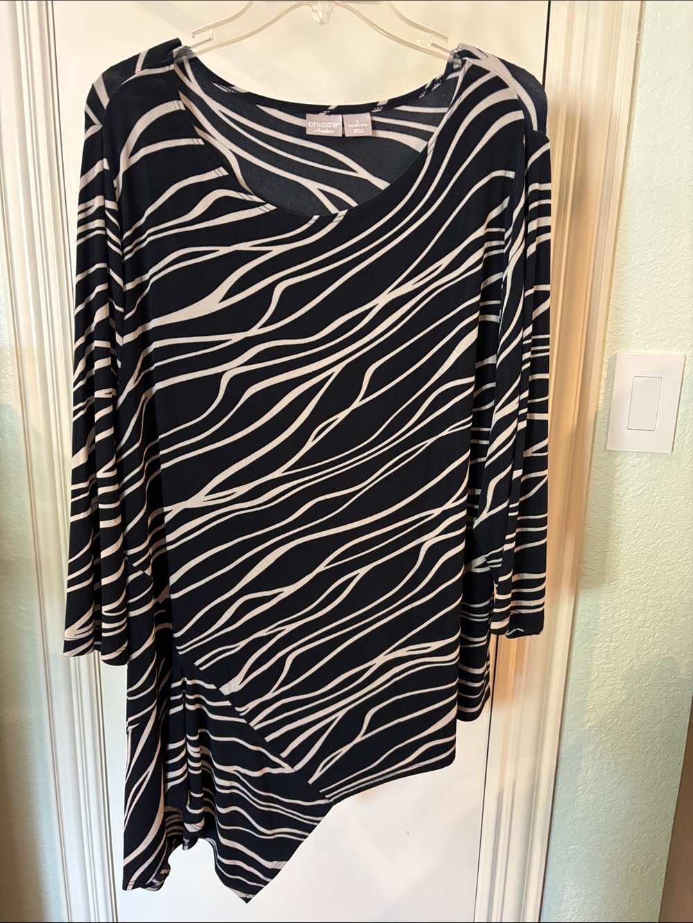 Chico's Deep Blue and Cream Asymmetrical Zebra-Print Tunic